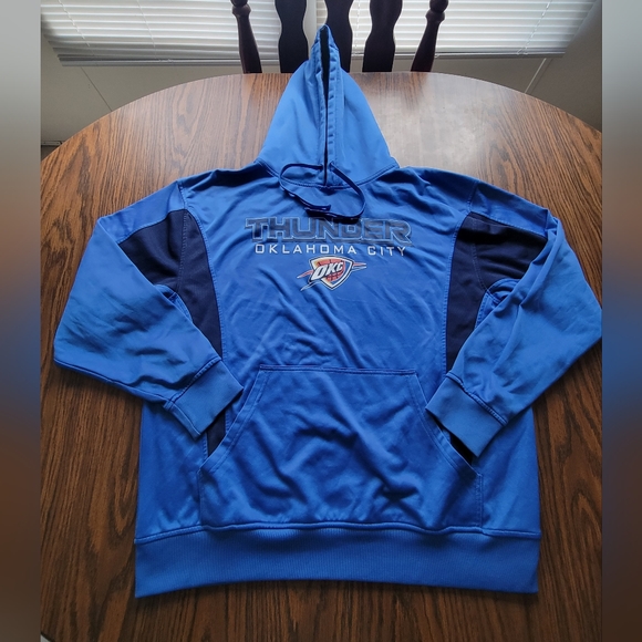 NBA Other - Oklahoma City Thunder Hoodie. L